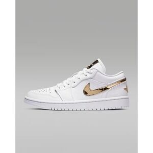 Size 9 - [NEW] Women's Air Jordan 1 Low SE Shoes White CZ4776-100